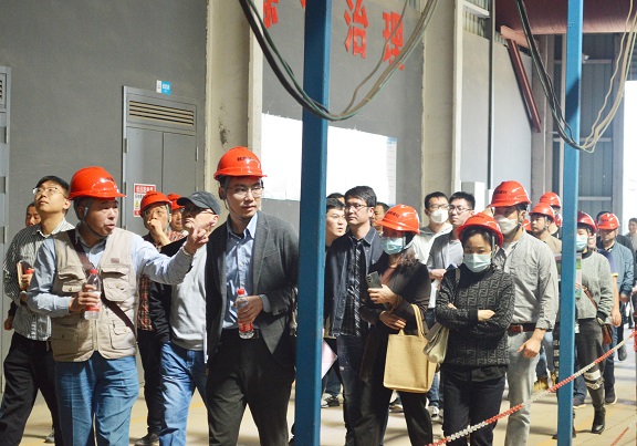 8e0061c921a47490558246cdb6375438.jpg 參觀.jpg